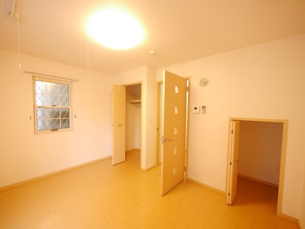 フィオーレの物件内観写真